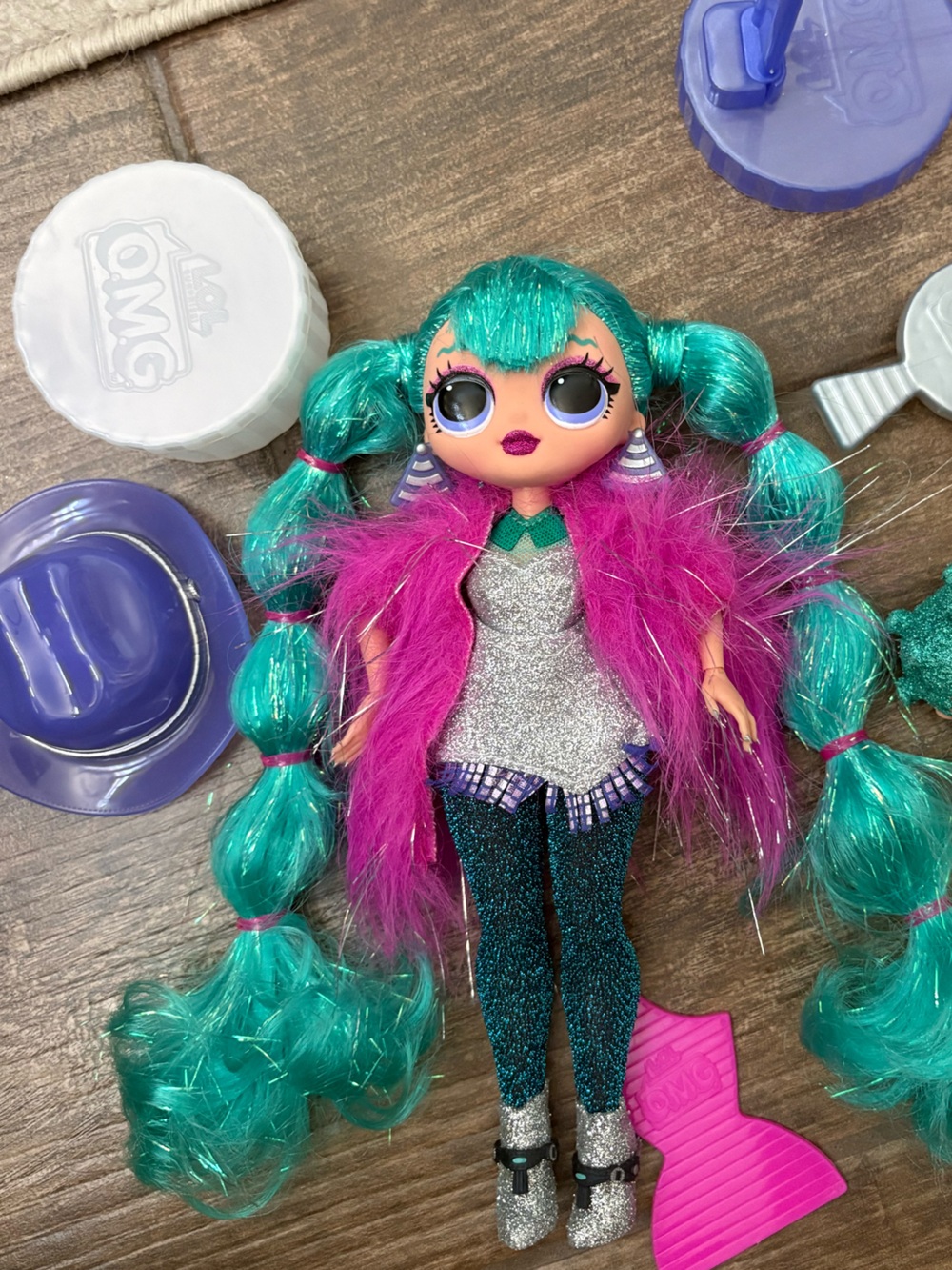 L.O.L. Surprise! OMG Cosmic Nova Doll & Accessories